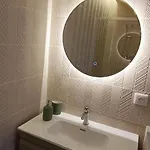 Magnifique T2 Centre 5 Min A Pieds Des Arenes De Apartment
