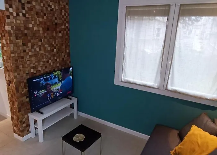 Magnifique T2 Centre 5 Min A Pieds Des Arenes De